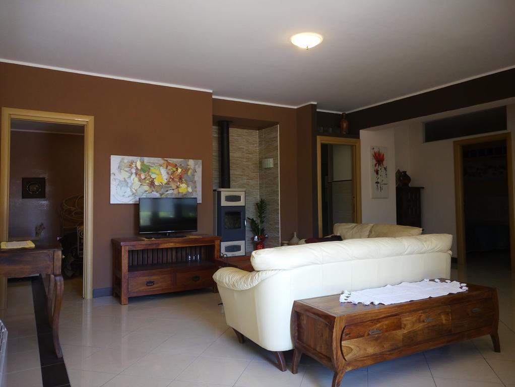 אג'רולה Villa Le Giare Ospitalita Diffusa מראה חיצוני תמונה