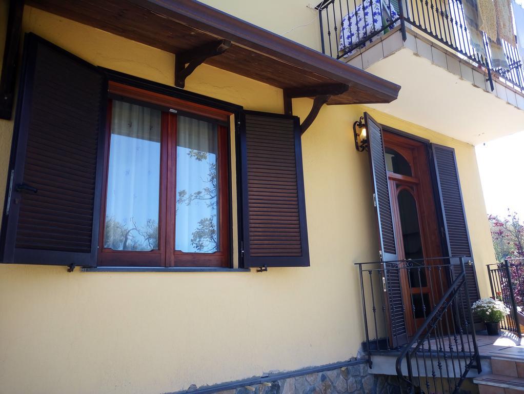 אג'רולה Villa Le Giare Ospitalita Diffusa מראה חיצוני תמונה