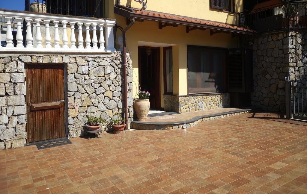 אג'רולה Villa Le Giare Ospitalita Diffusa מראה חיצוני תמונה