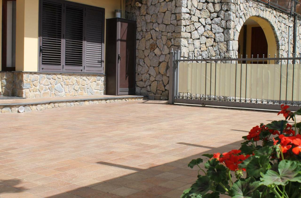 אג'רולה Villa Le Giare Ospitalita Diffusa מראה חיצוני תמונה
